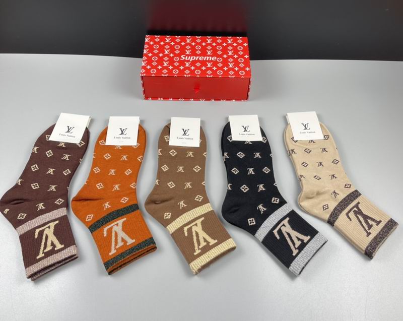 LV socks 53